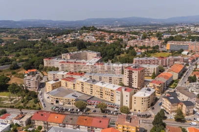 Apartamento T2 para Venda em Ferreiros e Gondizalves