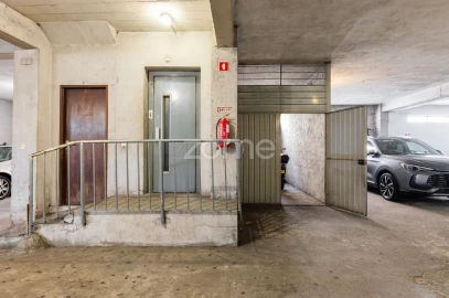 Apartamento T2 para Venda em Ferreiros e Gondizalves