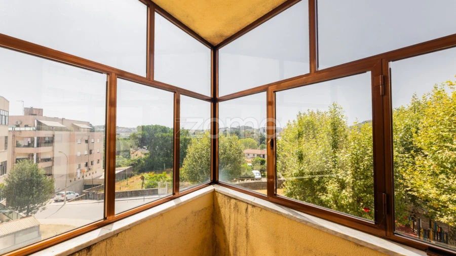 Apartamento T2 para Venda em Ferreiros e Gondizalves