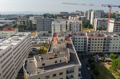 Apartamento T2 para Venda em Braga (Maximinos, Sé e Cividade)