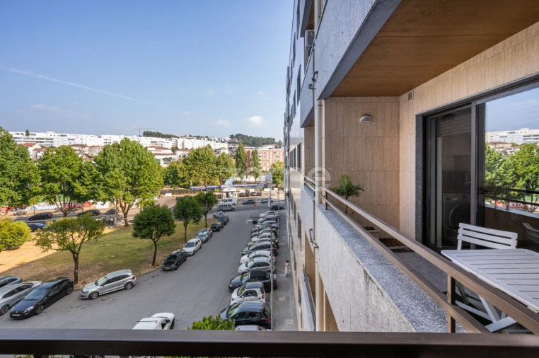 Apartamento T2 para Venda em Braga (Maximinos, Sé e Cividade) Foto 12