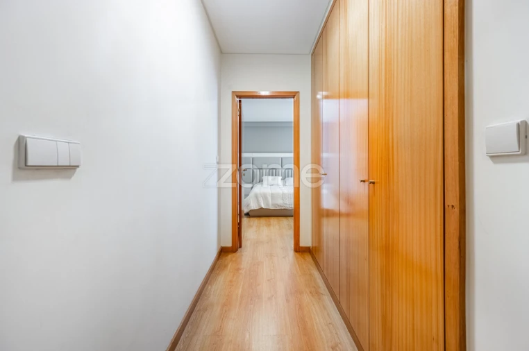 Apartamento T2 para Venda em Braga (Maximinos, Sé e Cividade) Foto 7