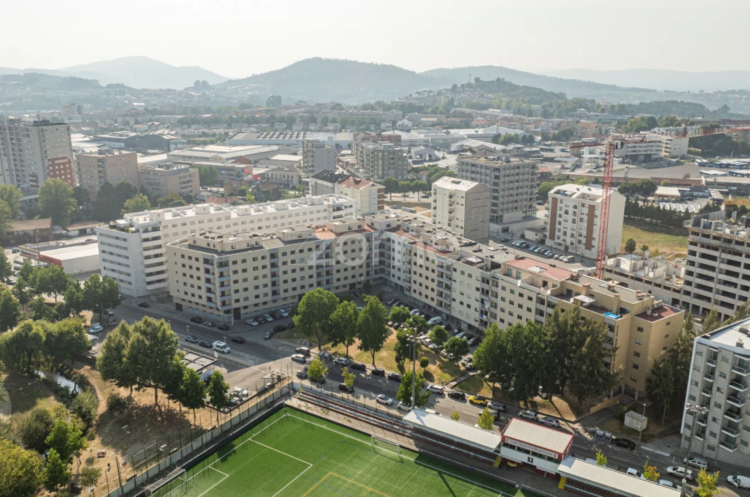Apartamento T2 para Venda em Braga (Maximinos, Sé e Cividade) Foto 28