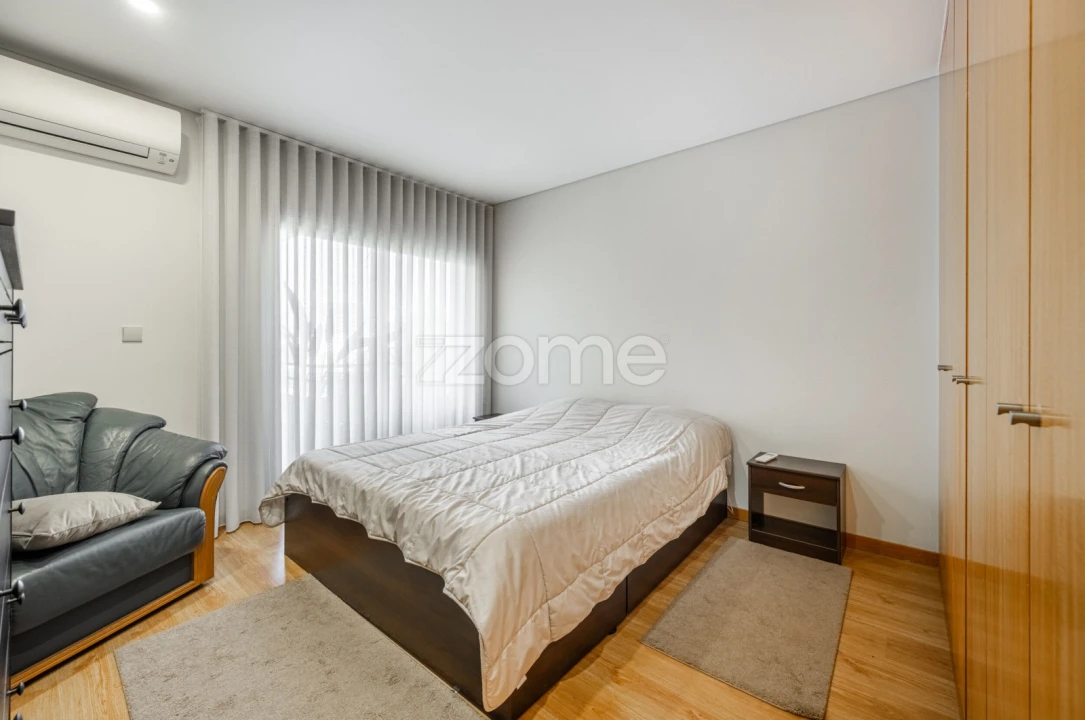 Apartamento T2 para Venda em Braga (Maximinos, Sé e Cividade) Foto 8