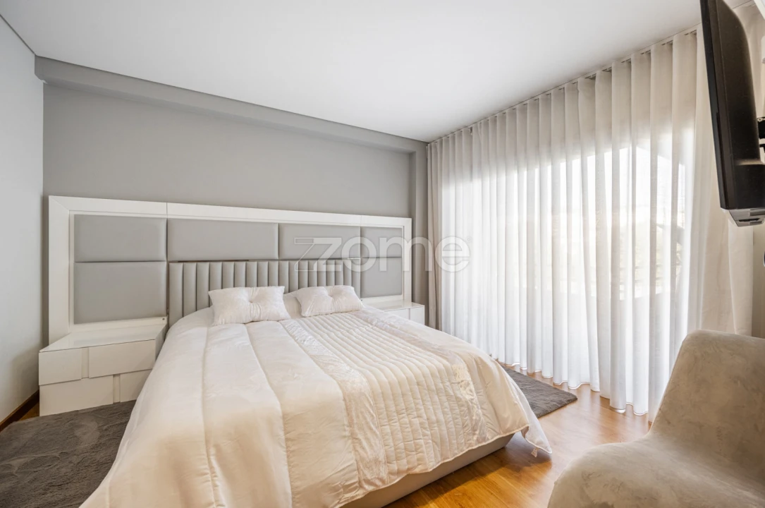 Apartamento T2 para Venda em Braga (Maximinos, Sé e Cividade) Foto 1