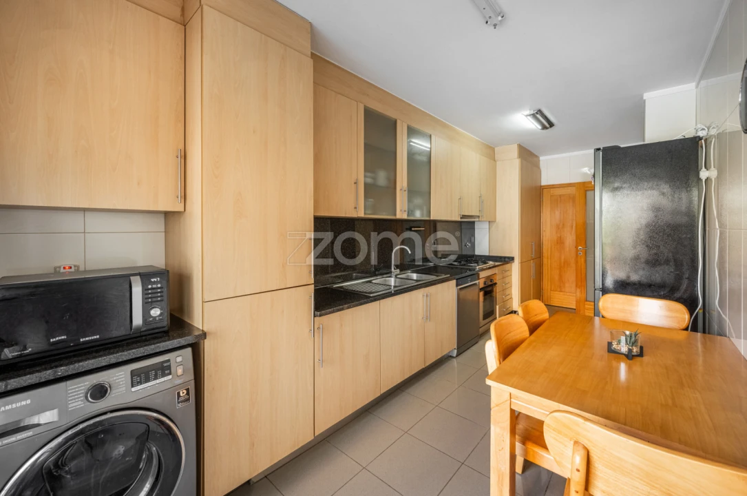 Apartamento T2 para Venda em Braga (Maximinos, Sé e Cividade) Foto 21