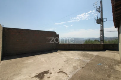 Moradia T6 para Venda em Noura e Palheiros