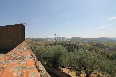 Moradia T6 para Venda em Noura e Palheiros