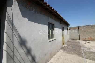 Moradia T6 para Venda em Noura e Palheiros