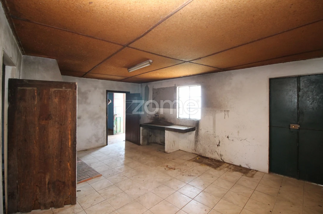 Moradia T6 para Venda em Noura e Palheiros Foto 6