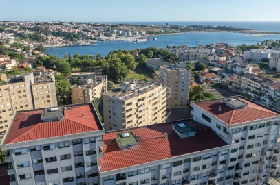 Apartamento T1 para Venda em Lordelo do Ouro e Massarelos
