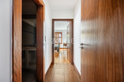 Apartamento T1 para Venda em Lordelo do Ouro e Massarelos