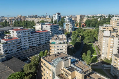 Apartamento T1 para Venda em Lordelo do Ouro e Massarelos