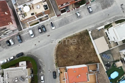 Terreno para Venda em Castêlo da Maia
