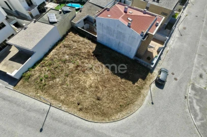 Terreno para Venda em Castêlo da Maia