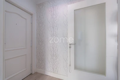 Apartamento T2 para Venda em Santo Antonio dos Olivais