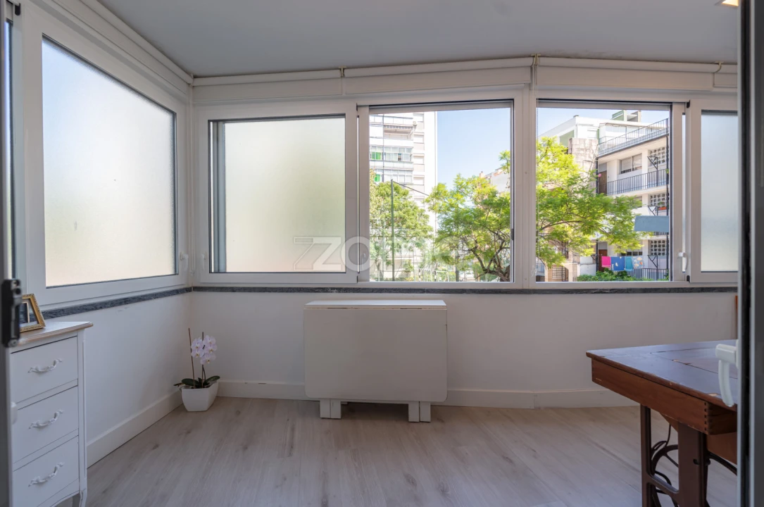 Apartamento T2 para Venda em Santo Antonio dos Olivais Foto 15