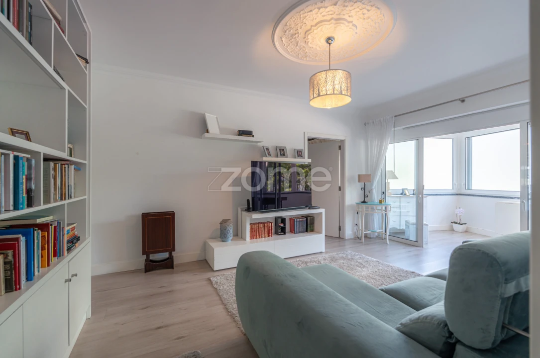 Apartamento T2 para Venda em Santo Antonio dos Olivais Foto 21