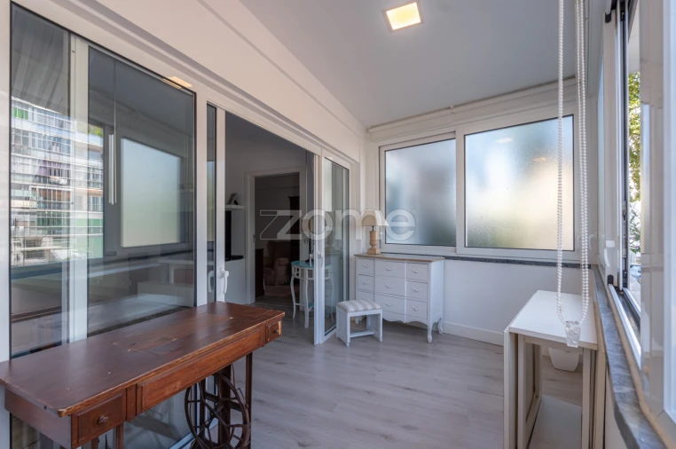 Apartamento T2 para Venda em Santo Antonio dos Olivais Foto 16