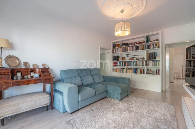 Apartamento T2 para Venda em Santo Antonio dos Olivais Foto 22
