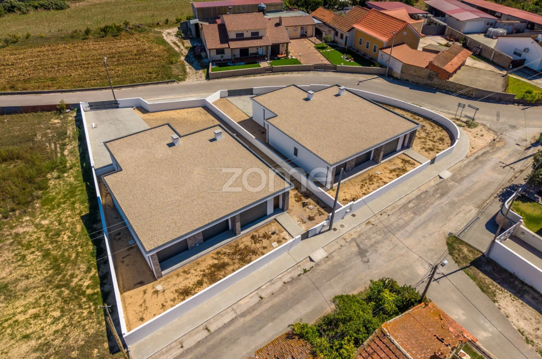 Moradia T3 para Venda em Souto da Carpalhosa e Ortigosa Foto 47