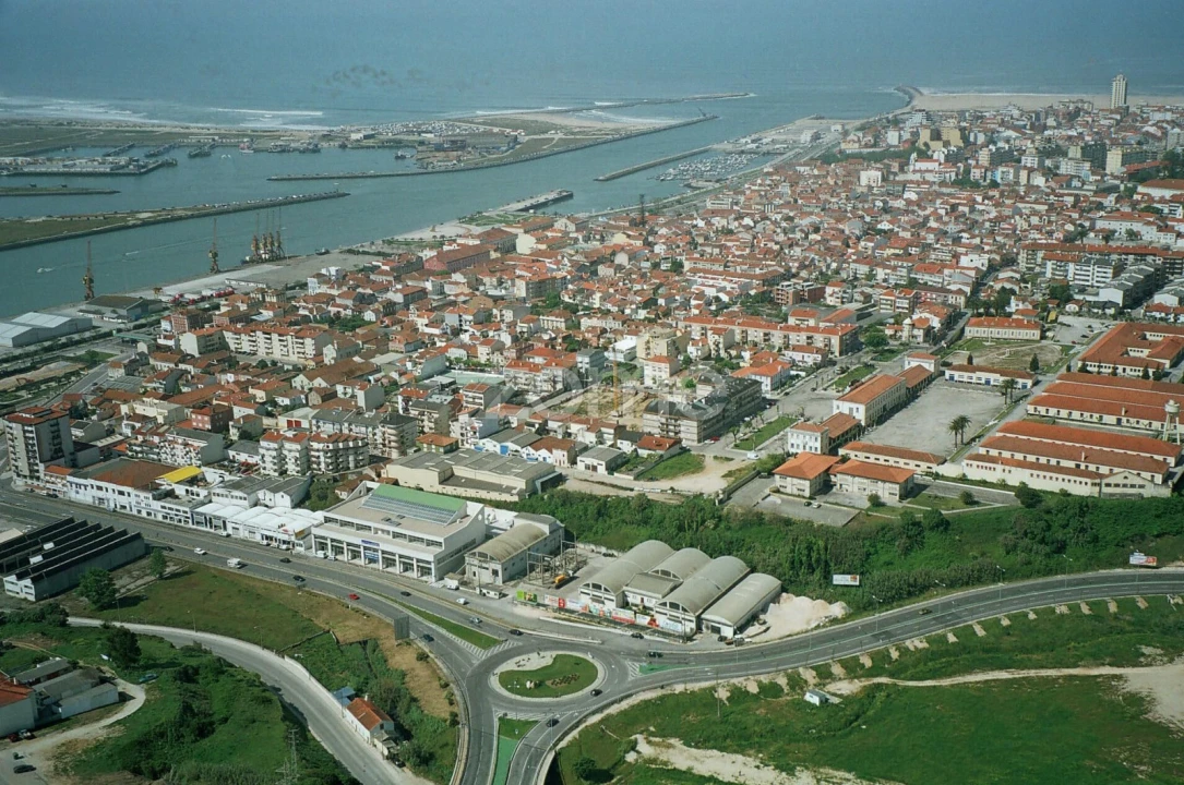 Negócio para Venda em Tavarede Foto 48