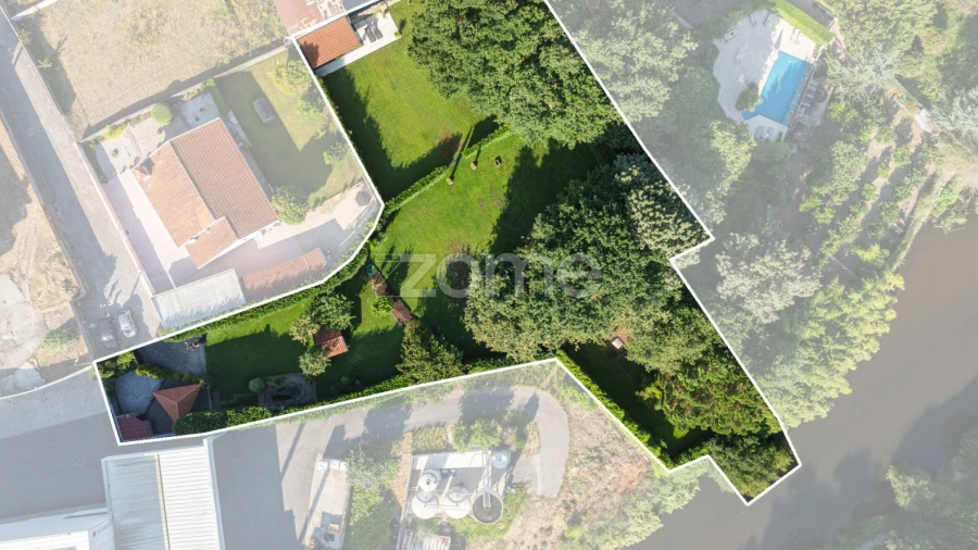 Terreno para Venda em Vilarinho