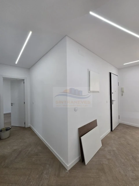 Apartamento T3 para Venda em Mina de Água