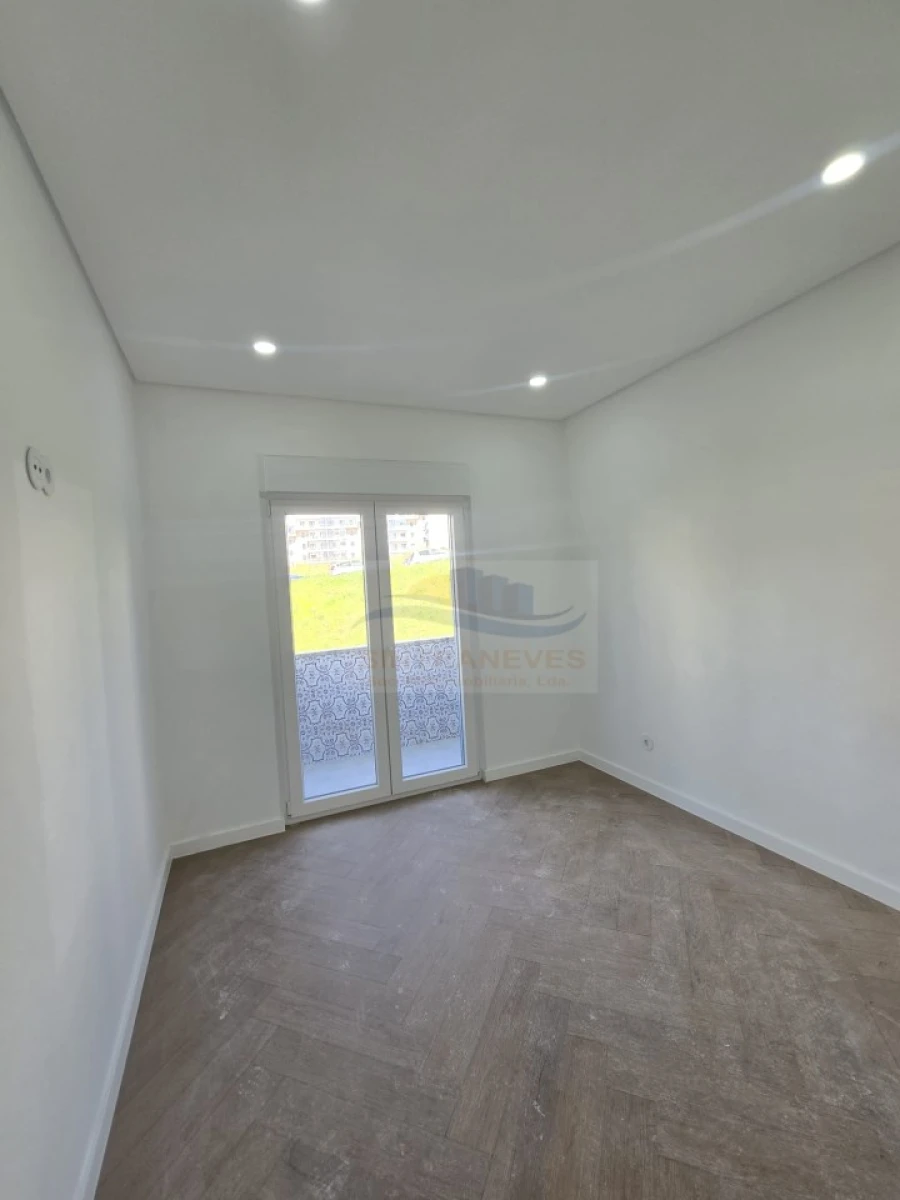 Apartamento T3 para Venda em Mina de Água Foto 48