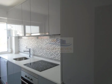 Apartamento T1 para Venda em Venteira