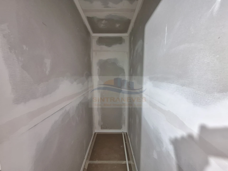 Apartamento T2 para Venda em Venteira Foto 7