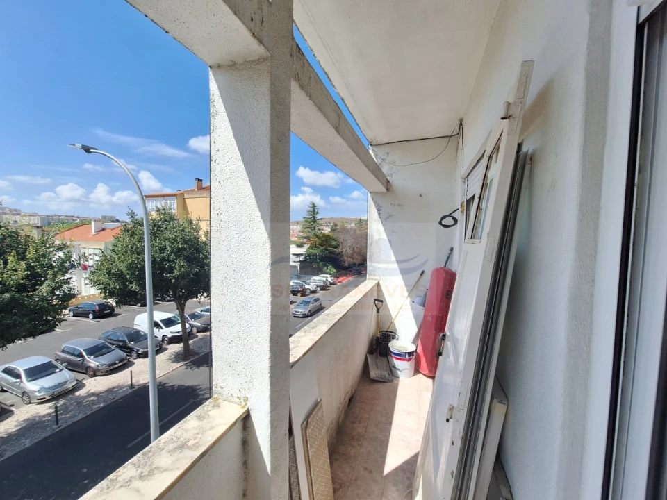Apartamento T2 para Venda em Venteira Foto 13