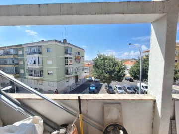 Apartamento T2 para Venda em Venteira