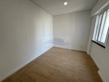 Apartamento T2 para Venda em Cacém e São Marcos
