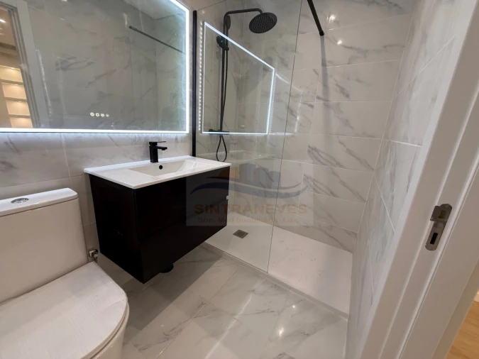 Apartamento T2 para Venda em Cacém e São Marcos Foto 4