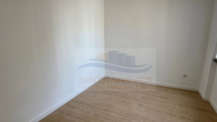 Apartamento T2 para Venda em Cacém e São Marcos