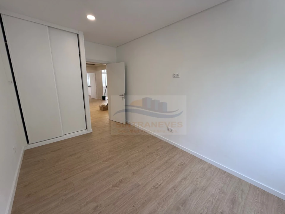 Apartamento T3 para Venda em Mina de Água Foto 2
