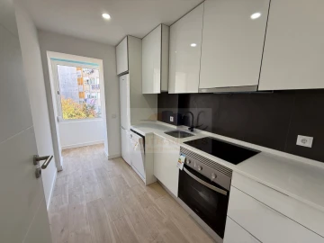Apartamento T3 para Venda em Venteira
