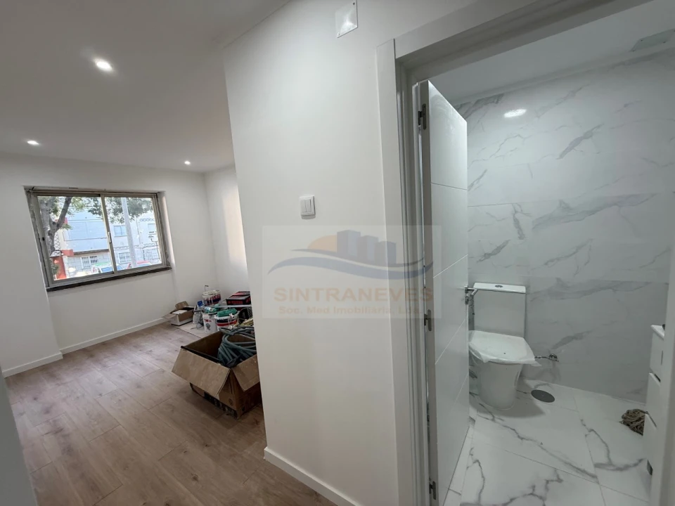 Apartamento T3 para Venda em Odivelas Foto 5