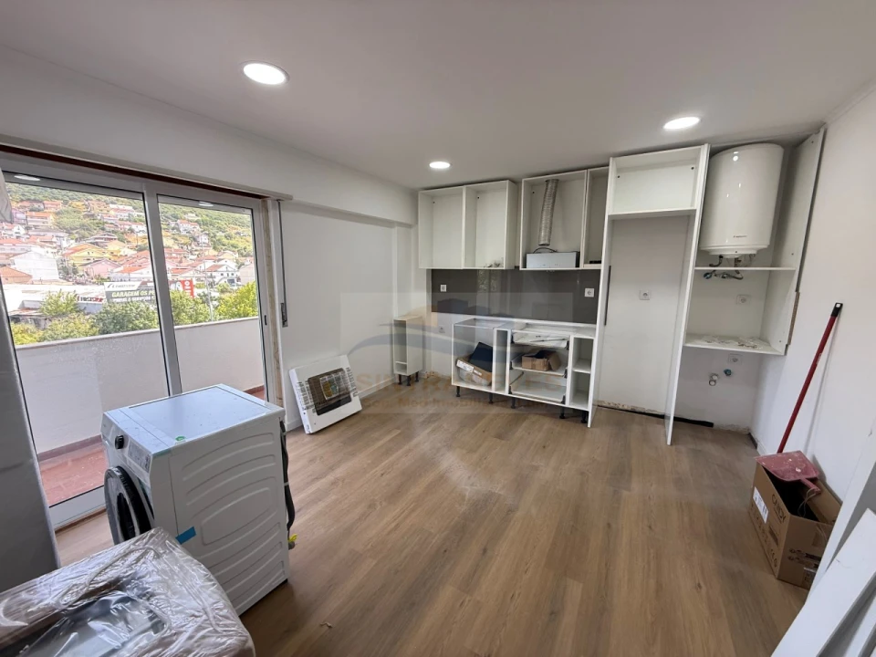 Apartamento T2 para Venda em Odivelas Foto 5
