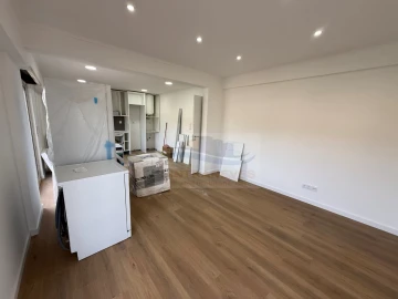 Apartamento T2 para Venda em Odivelas