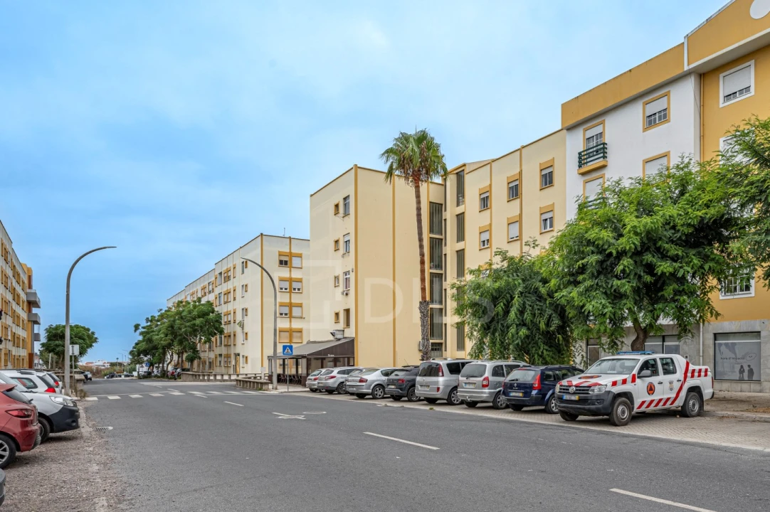 Apartamento T4 para Venda em Sines Foto 22