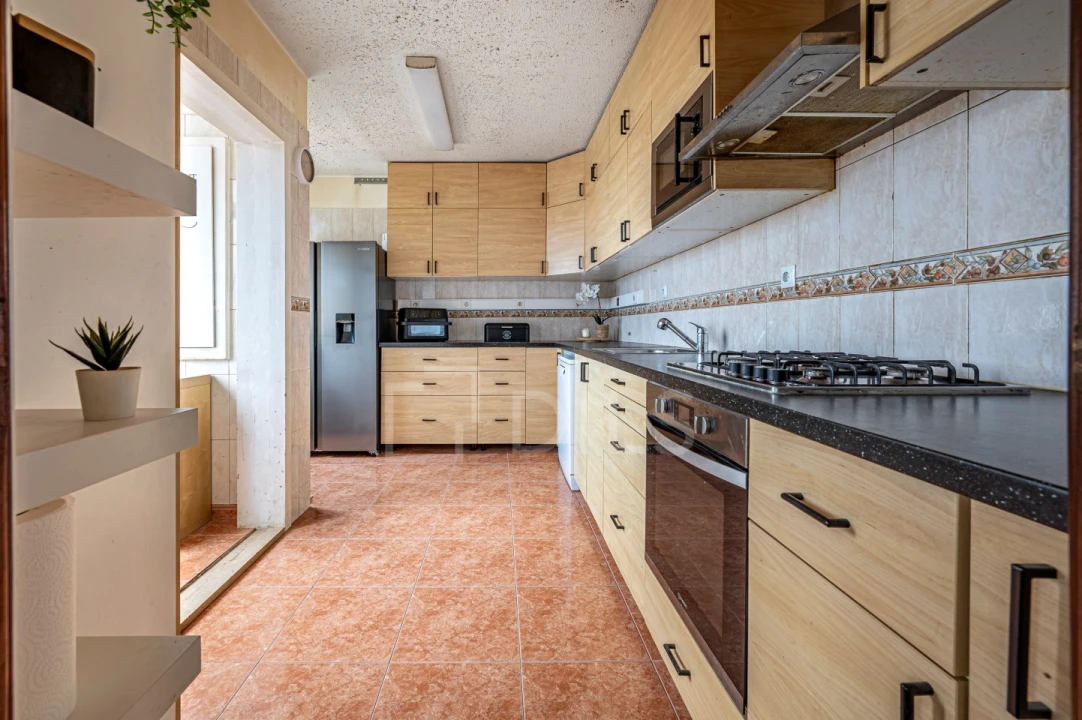 Apartamento T4 para Venda em Sines Foto 7