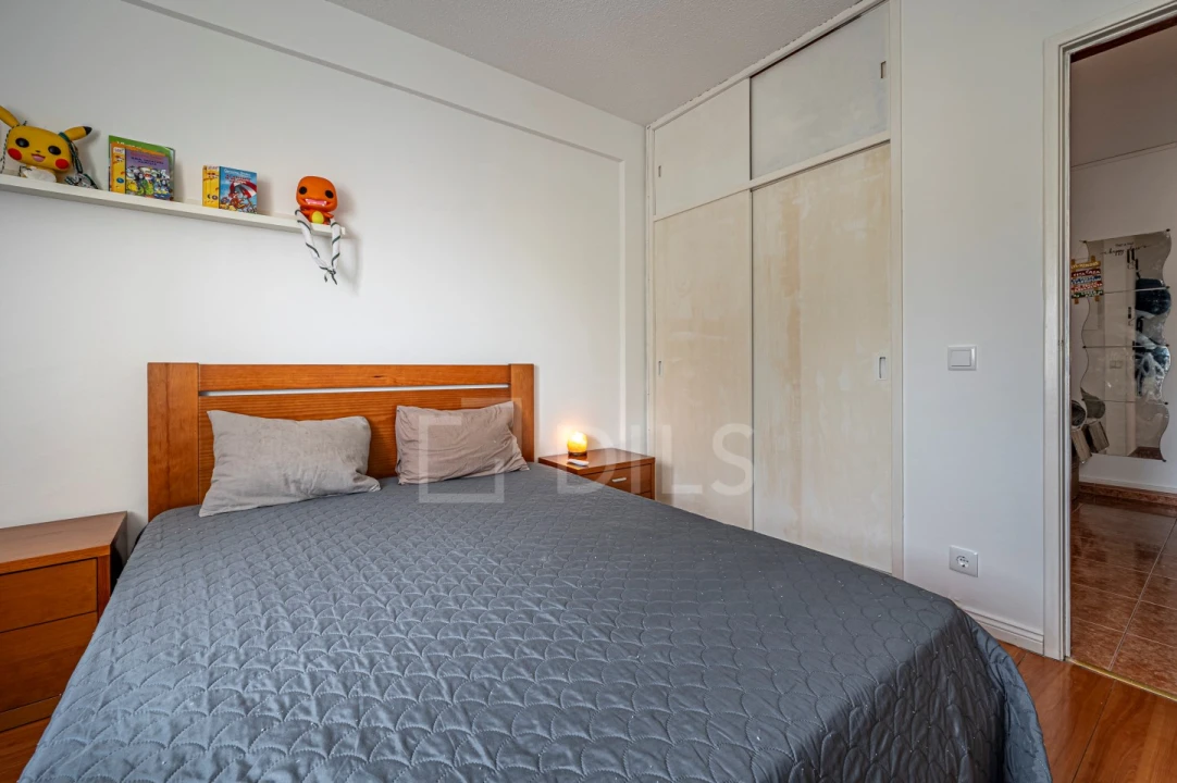 Apartamento T4 para Venda em Sines Foto 13