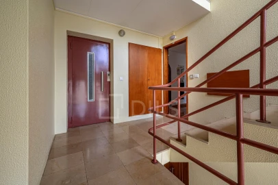 Apartamento T4 para Venda em Sines