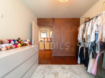Apartamento T2 para Venda em Lordelo do Ouro e Massarelos