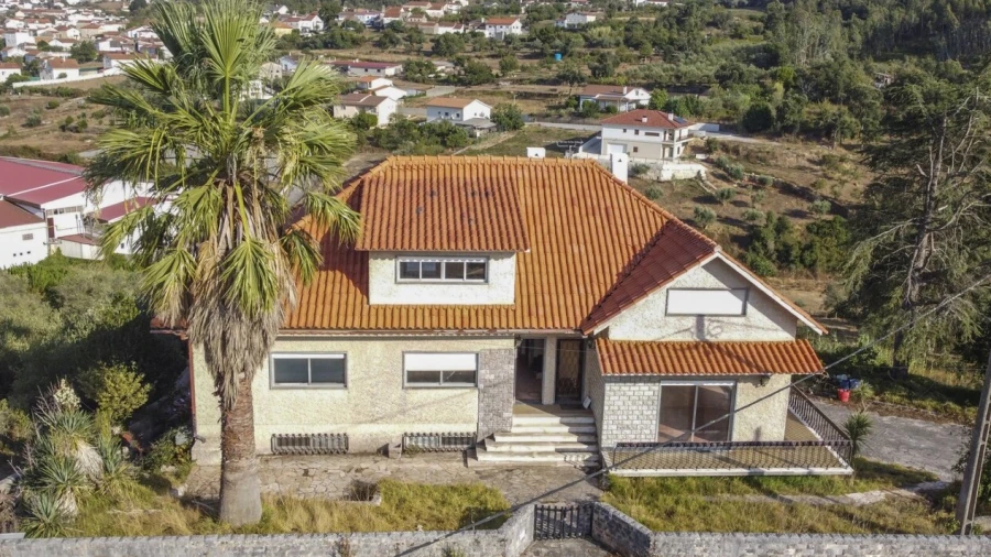 Moradia T6 para Venda em Arrabal