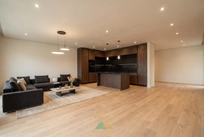 Moradia T3 para Venda em Geraz do Lima (Santa Maria, Santa Leocádia, Moreira), Deão