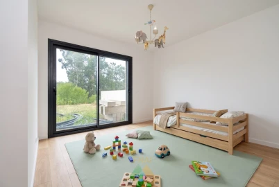 Moradia T3 para Venda em Geraz do Lima (Santa Maria, Santa Leocádia, Moreira), Deão