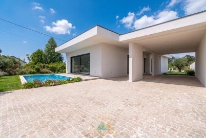 Moradia T3 para Venda em Geraz do Lima (Santa Maria, Santa Leocádia, Moreira), Deão